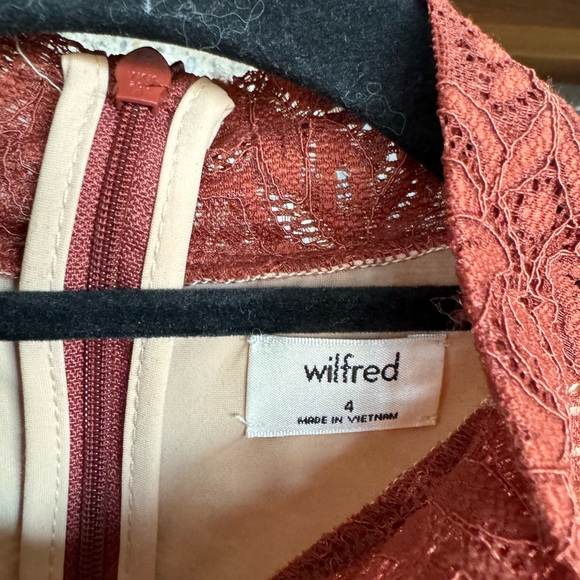 Aritzia Wilfred Janvry Lace Bodycon Dress NWOT - Picture 3 of 7